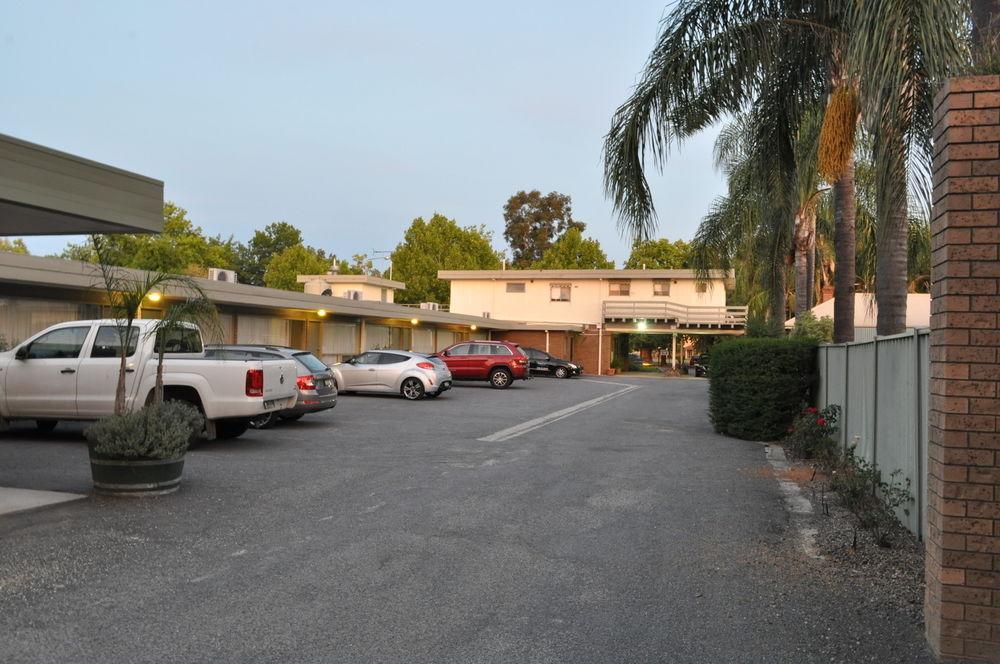 Albury Burvale Motor Inn Exteriér fotografie