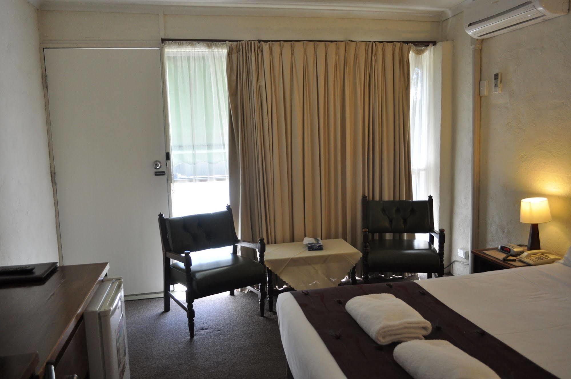 Albury Burvale Motor Inn Exteriér fotografie