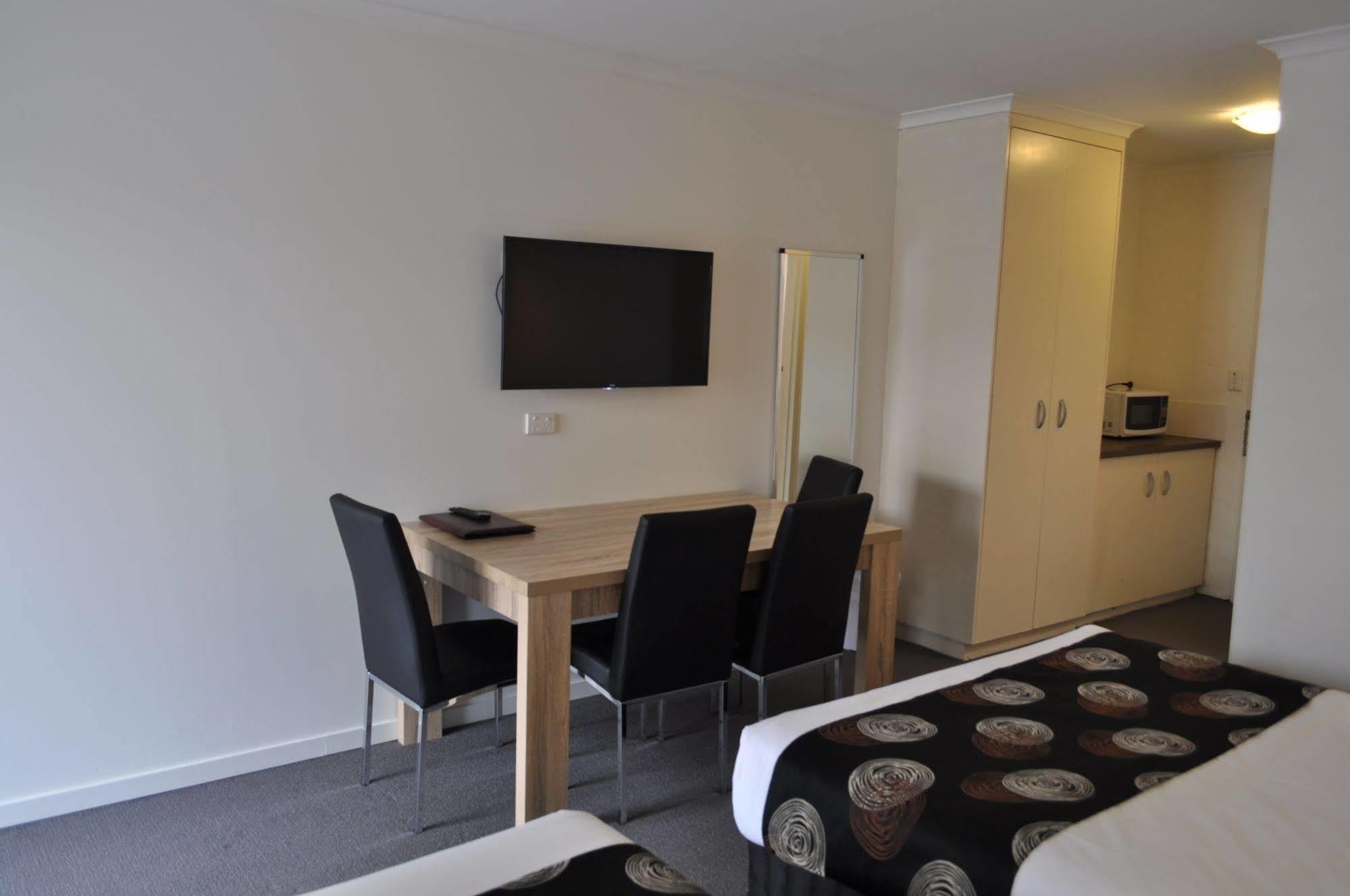 Albury Burvale Motor Inn Exteriér fotografie