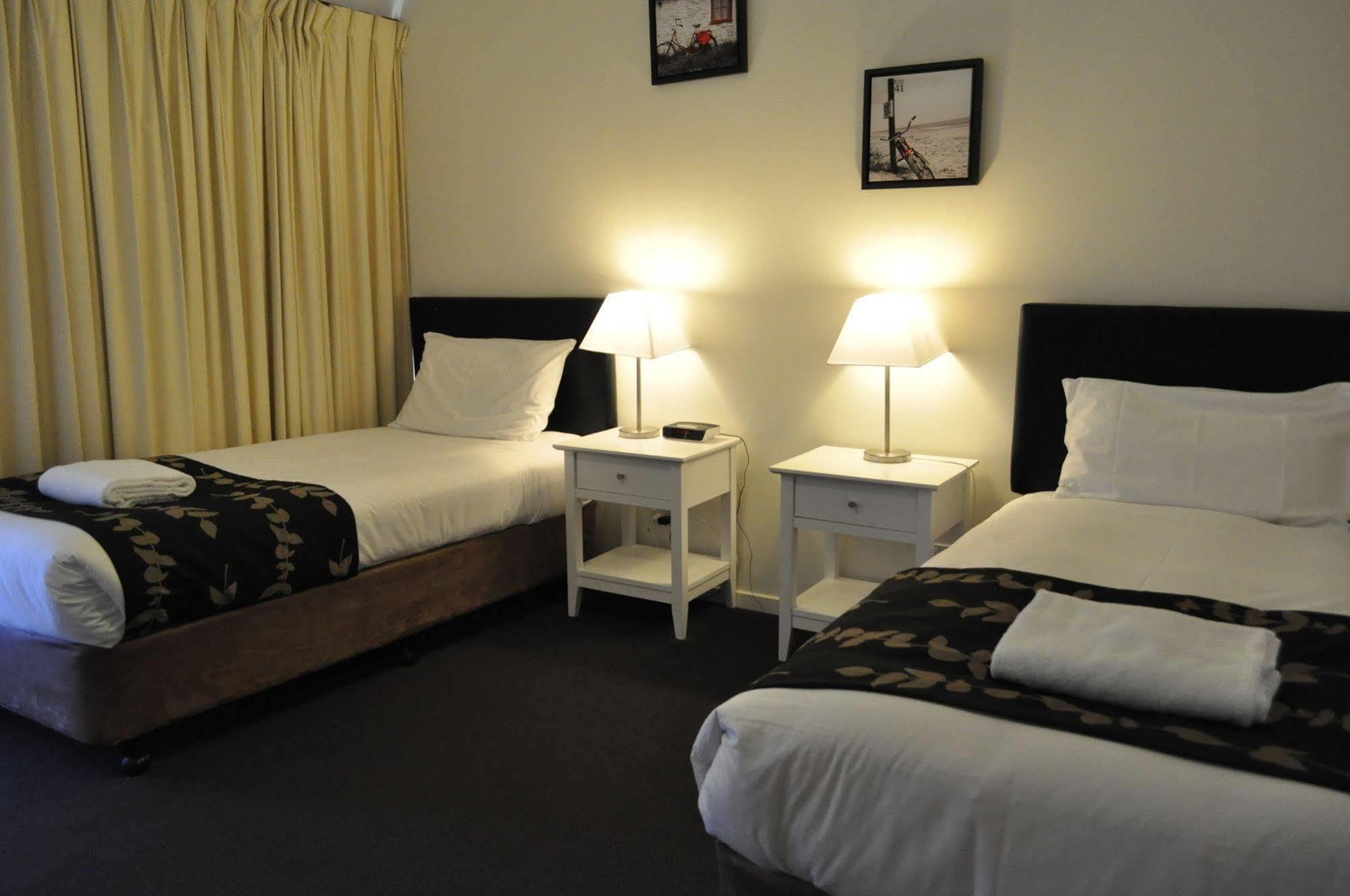 Albury Burvale Motor Inn Exteriér fotografie