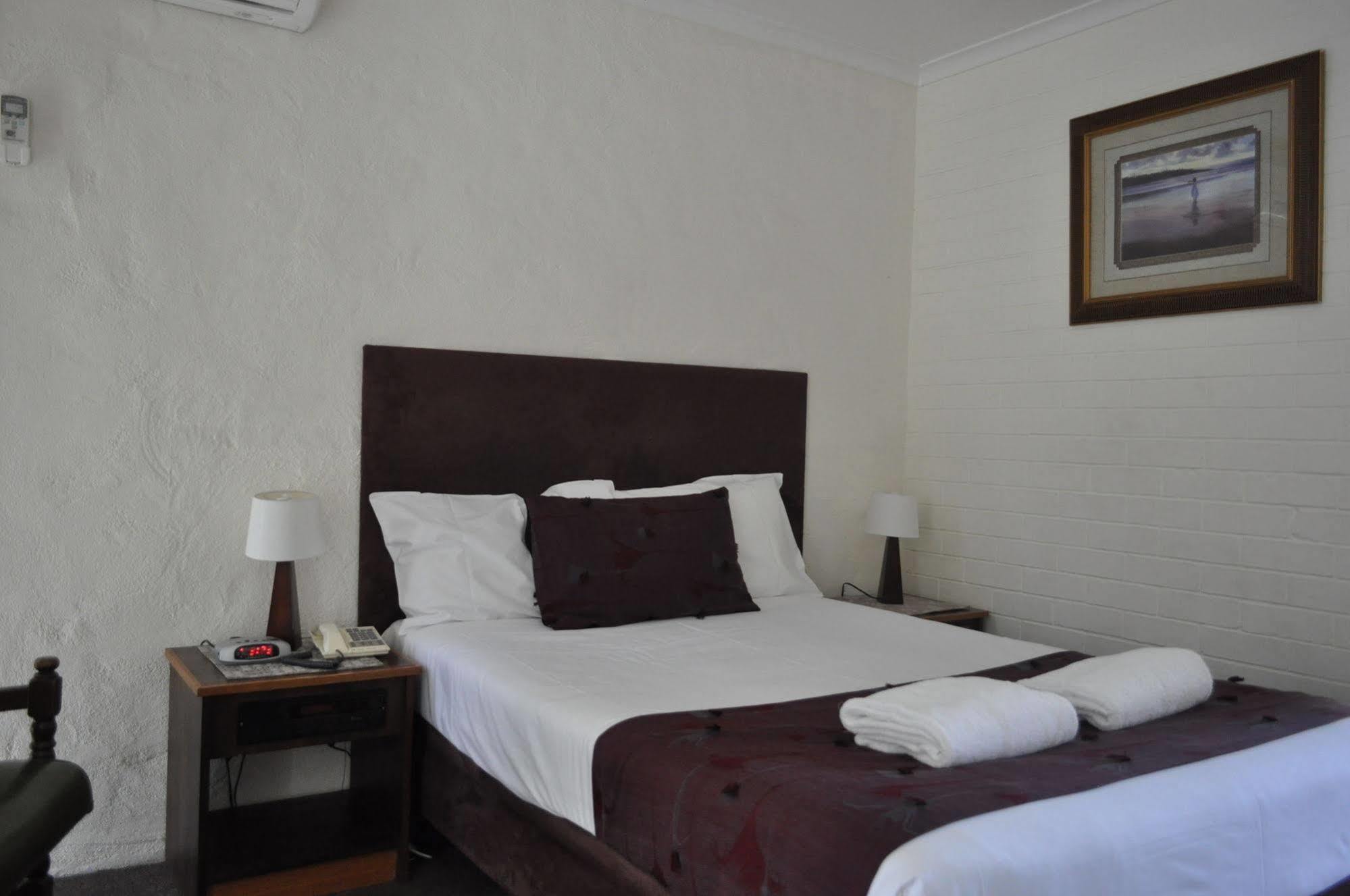 Albury Burvale Motor Inn Exteriér fotografie