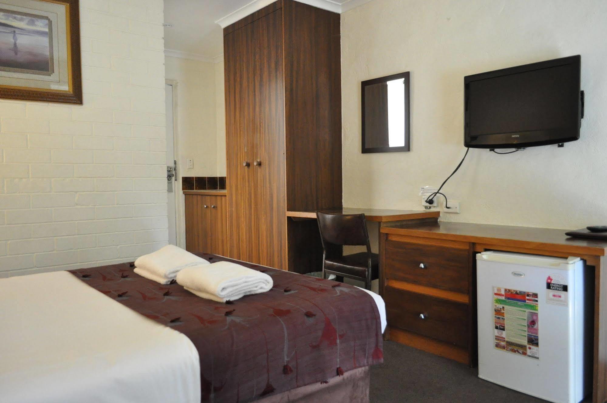 Albury Burvale Motor Inn Exteriér fotografie