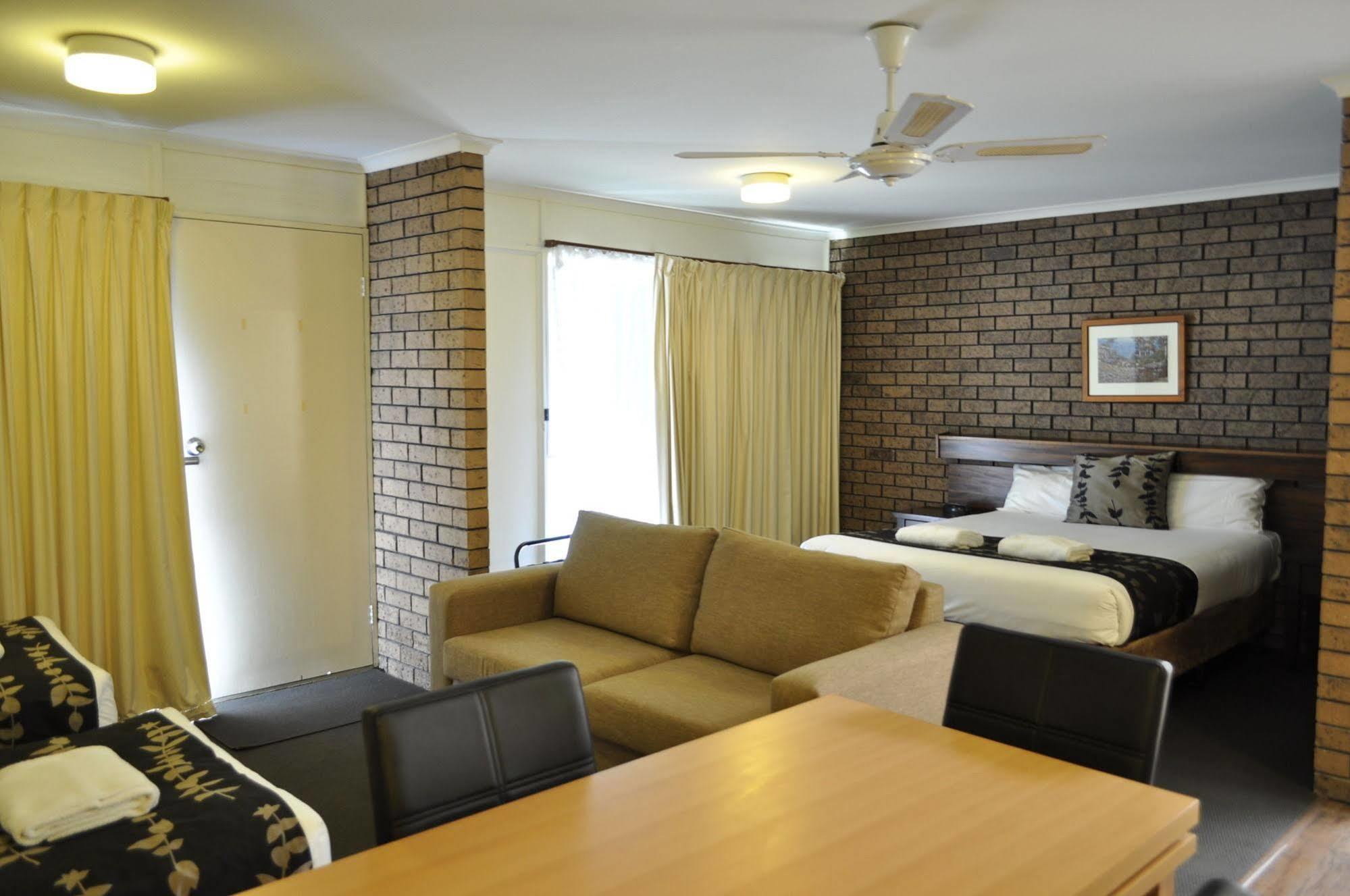Albury Burvale Motor Inn Exteriér fotografie