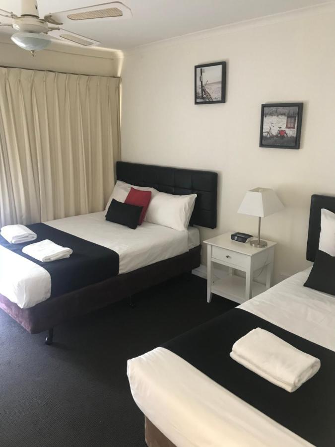Albury Burvale Motor Inn Exteriér fotografie